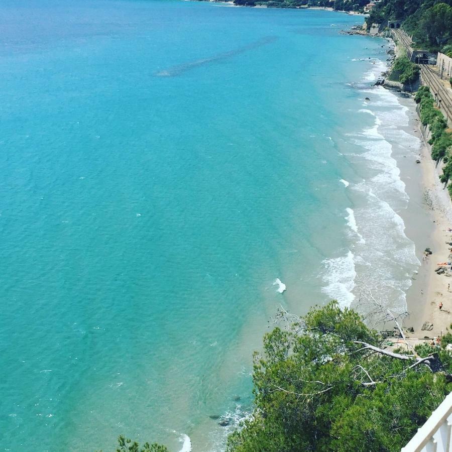Casa Calandre Mare Lejlighed Ventimiglia Eksteriør billede